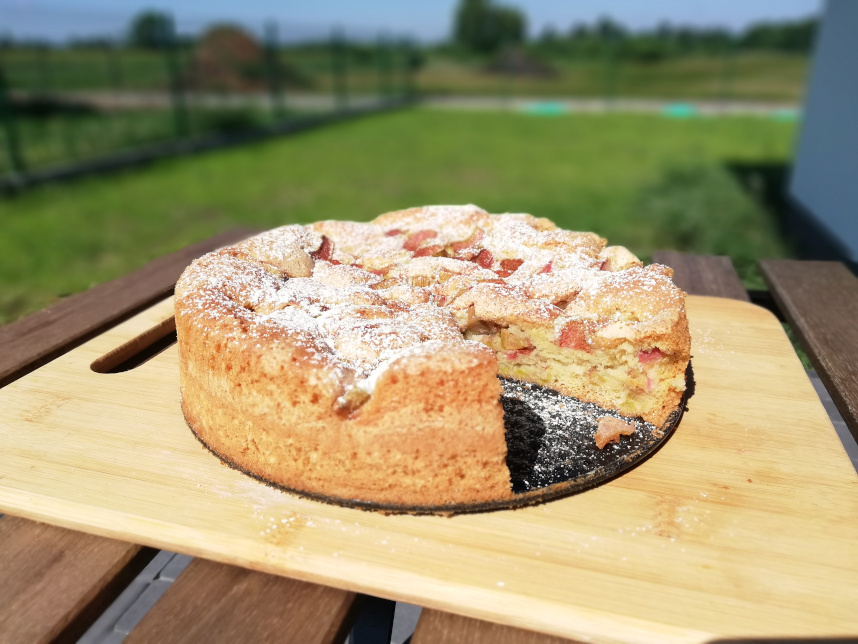 Pyszne ciasto z rabarbarem