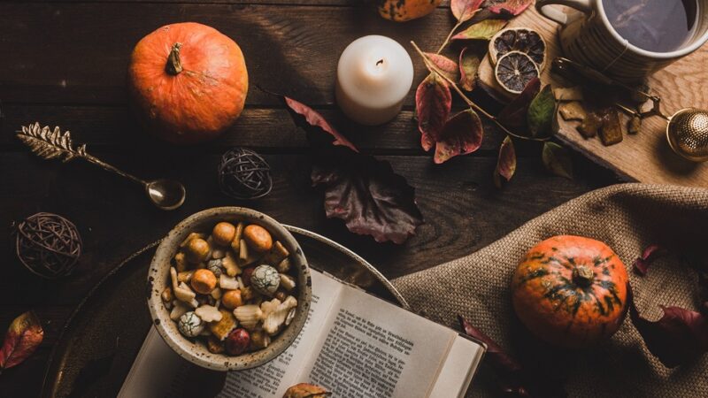 Jesienny czas i przepis na figi z serem Camembert